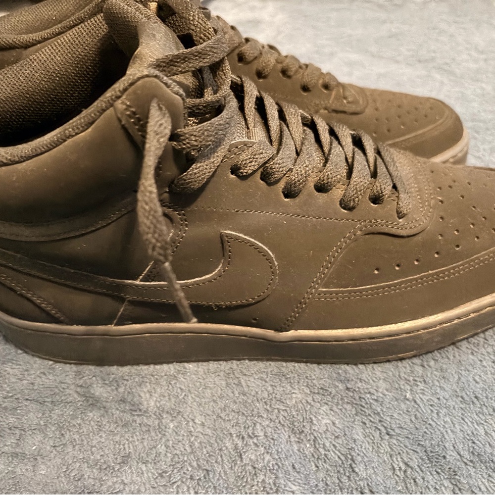 Size 9.5 - Nike Court Vision Mid Triple Black